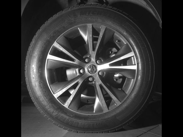 Used 2016 Jade Metallic Toyota XLE V6 image 10