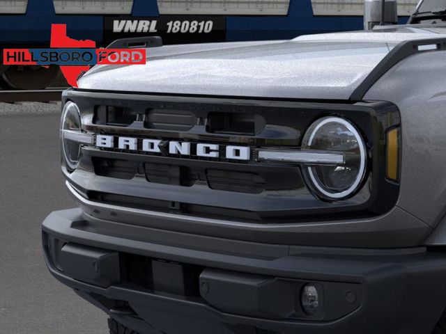 2024 Ford Bronco Outer Banks 19