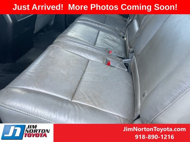 2016 Toyota Sequoia Limited 10