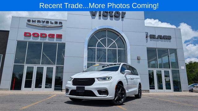 2021 Chrysler Pacifica Touring L AWD