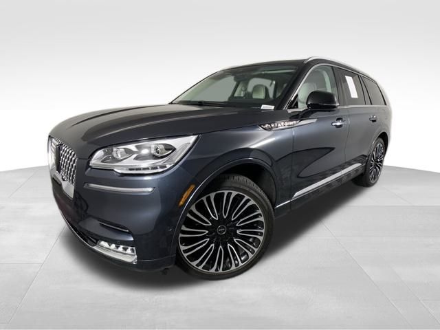 2023 Lincoln Aviator Black Label 2