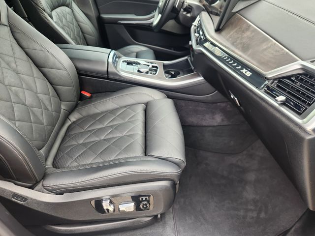 2025 BMW X5 xDrive40i Gray at DeMontrond Auto Country