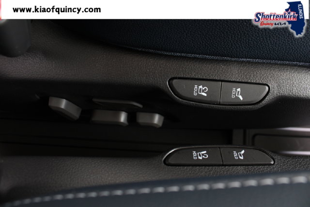 New 2026 Kia Carnival MPV Van
