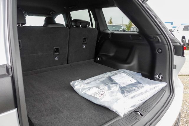 new 2025 Jeep Grand Cherokee car, priced at $40,720