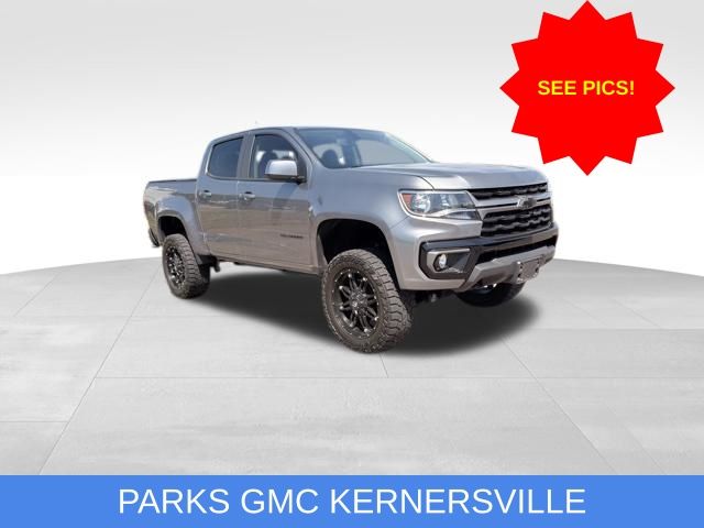 Gray (Satin Steel Metallic) 2022 Chevrolet Colorado LT Crew Cab 4WD Pickup Truck Four-Wheel Drive 8-Speed Automatic