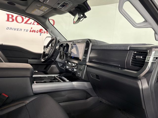 2025 Avalanche Ford Super Duty F-250 SRW Lariat 4X4 Truck