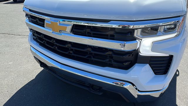 2024 Chevrolet Silverado 1500 LT 9