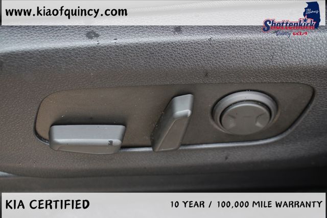 Used 2024 Kia Carnival Van