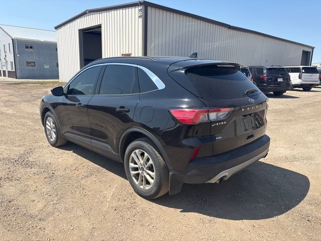2020 Black Metallic Ford Escape SE AWD SUV