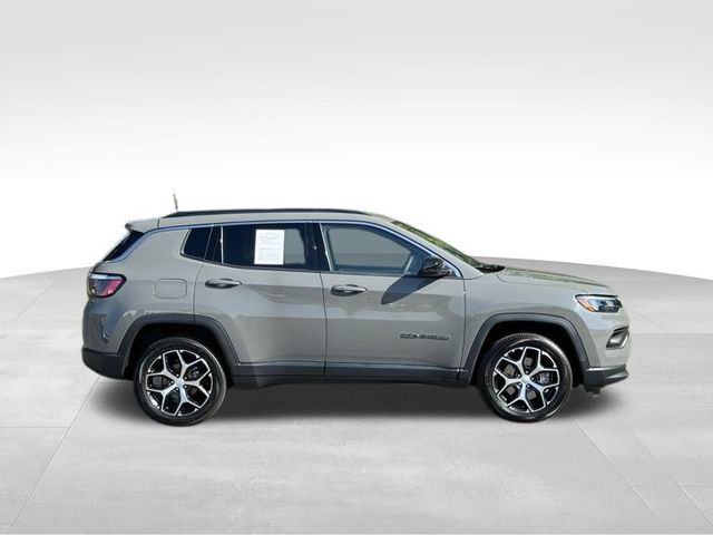 2024 Jeep Compass Latitude 6