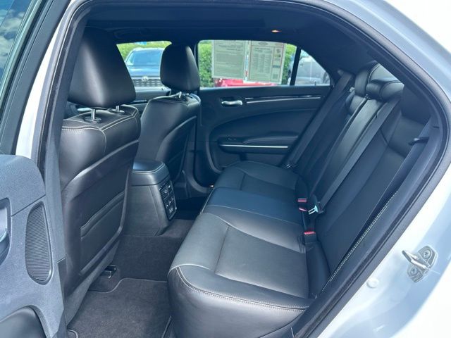 Used 2022 Chrysler 300 Sedan