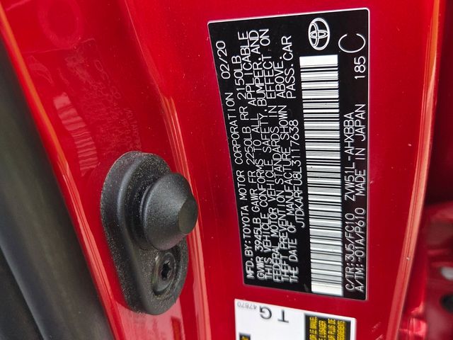 Used 2020 Red Toyota L image 17