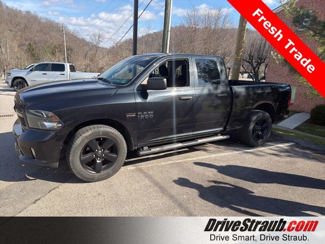 2017 RAM 1500 Express Quad Cab 4WD