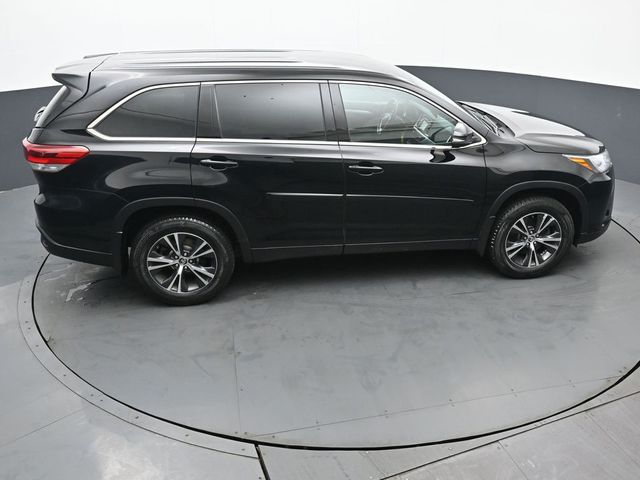 2018 Toyota Highlander LE 41