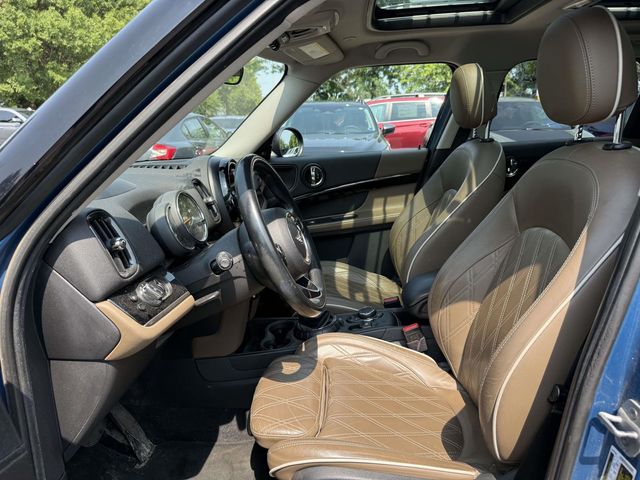 Used 2017 Blue MINI Base image 14