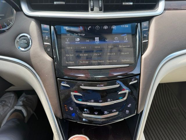 2017 Crystal White Tricoat Cadillac XTS Platinum AWD Sedan