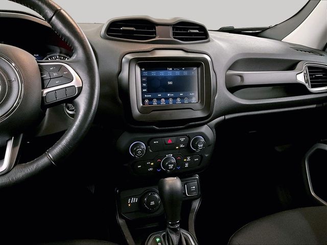 2021 Jeep Renegade Latitude Silver at South Hills Kia
