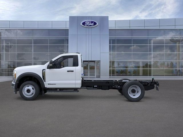 New 2026 Oxford White Ford F-550® XL image 3