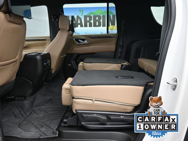 2024 Chevrolet Suburban Premier photo