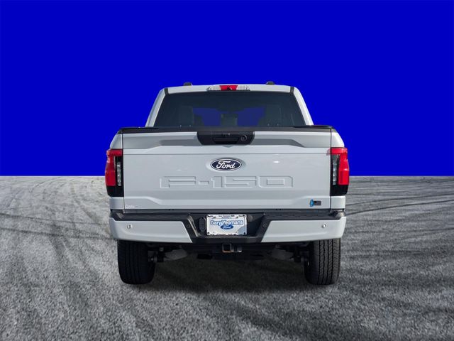 View vehicle photo 5