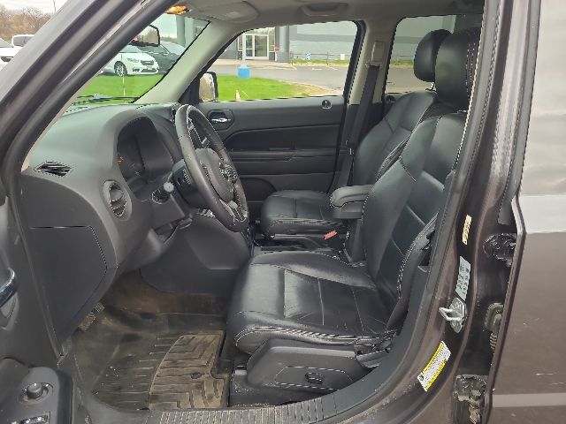 2015 Granite Crystal Metallic Clearcoat Jeep Patriot High Altitude 4X4 SUV