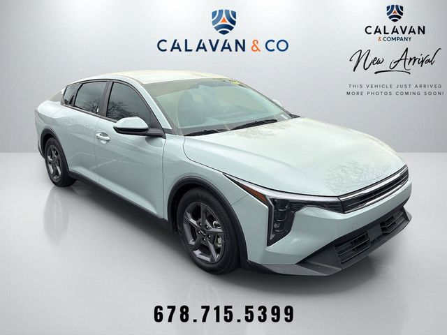 2025 Kia K4 LXS FWD