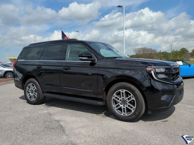 2025 Ford Expedition Active RWD