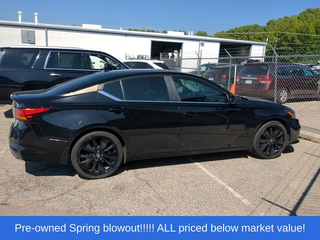 Used 2022 Black Nissan 2.5 SR image 5