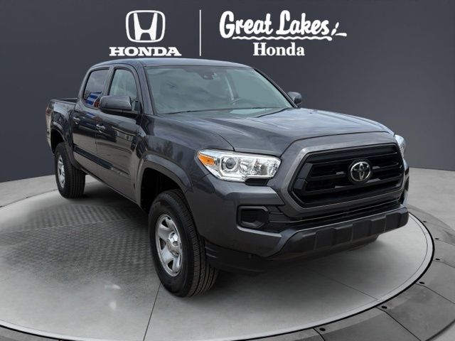Magnetic Gray Metallic 2022 Toyota Tacoma SR V6 Double Cab 4WD Pickup Truck Four-Wheel Drive 6-Speed Automatic