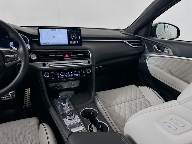 Thumbnail: 2025 Genesis G70 - 24