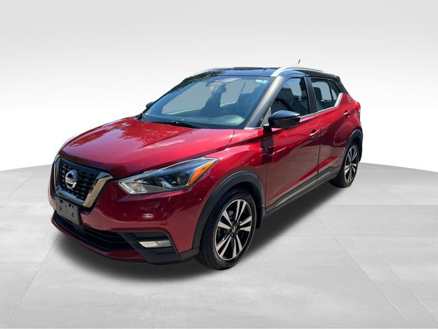 2020 Nissan Kicks SR 5