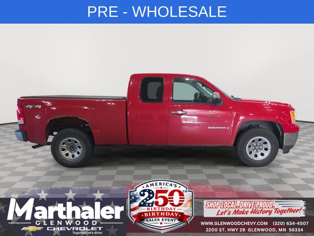 Fire Red 2007 GMC Sierra 1500 Pickup Truck Four-Wheel Drive 4-Speed Automatic Overdrive