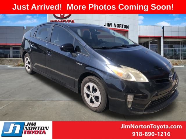 2014 Toyota Prius Two 3