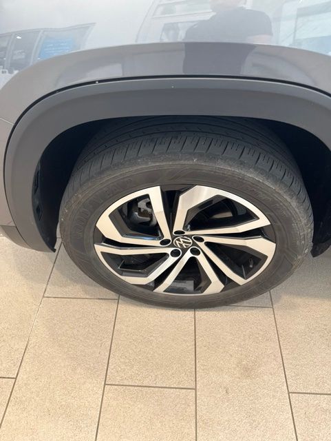 2023 Volkswagen Atlas 2.0T SEL Gray at Sutliff Volkswagen