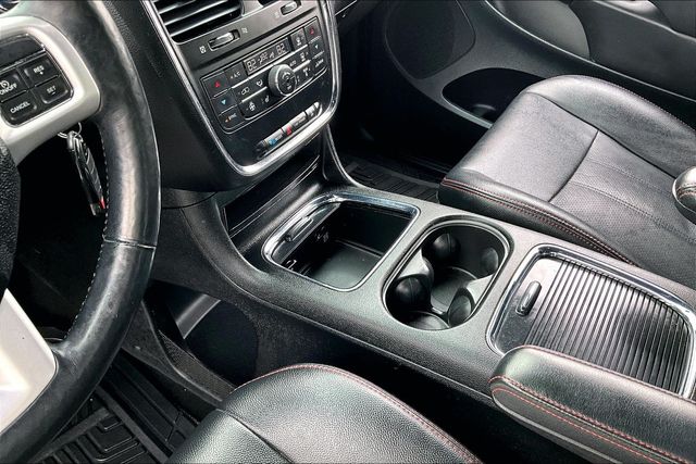 Used 2018 Dodge Grand Caravan GT 4D Passenger Van