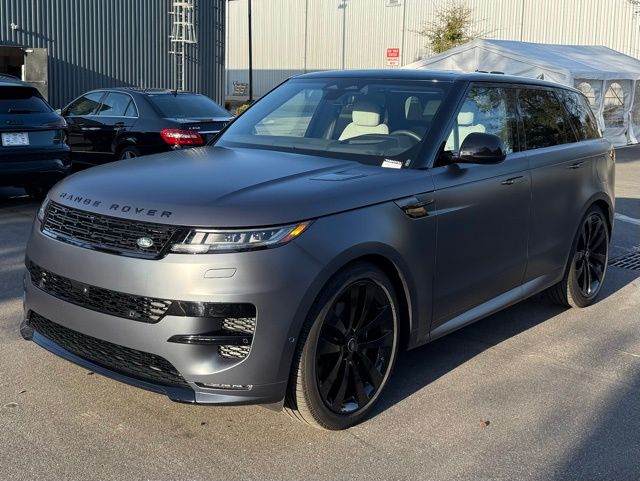 2025 Land Rover Range Rover Sport P460e Dynamic SE AWD