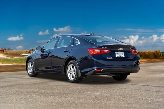 2016 Chevrolet Malibu LS 5