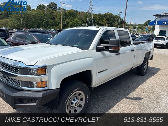 Summit White 2019 Chevrolet Silverado 3500HD Pickup Truck Four-Wheel Drive 6-Speed Automatic Overdrive
