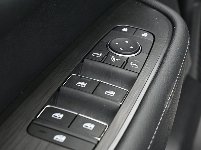 2025 Nissan Armada PRO-4X - Photo 13