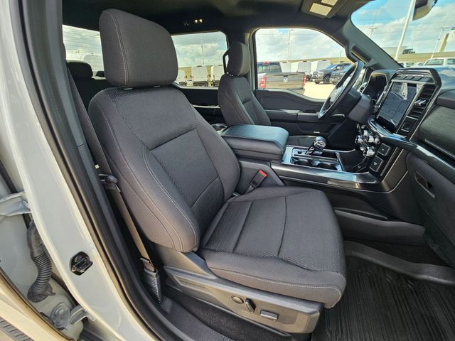 Used 2023 White Ford XLT image 30