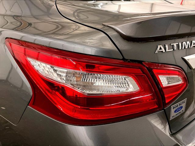 2016 Nissan Altima 2.5 SR Gray at Subaru and VW of Moon Township