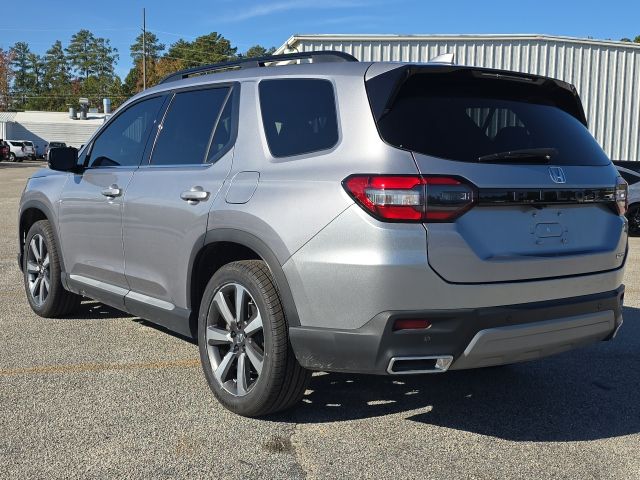 2024 Honda Pilot Touring:B01890A