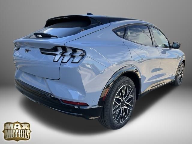 2024 Ford Mustang Mach-E Premium 11