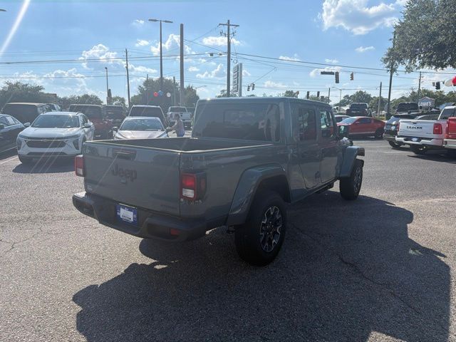 2026 Jeep Gladiator Sahara 4x4