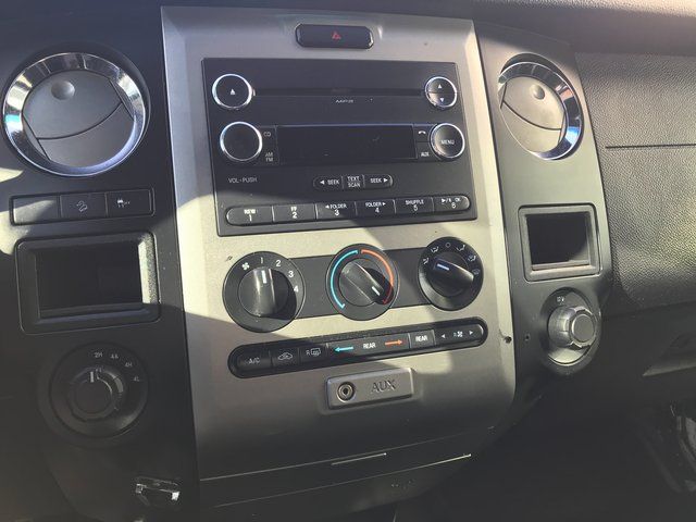 Used 2017 White Ford XL image 12