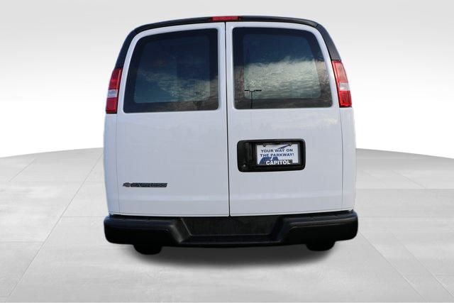 2024 Chevrolet Express 2500 Work Van 13