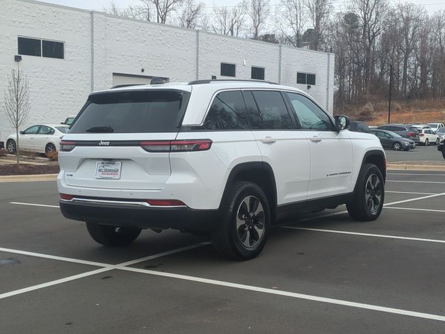 Used 2022 White Jeep 4xe image 13