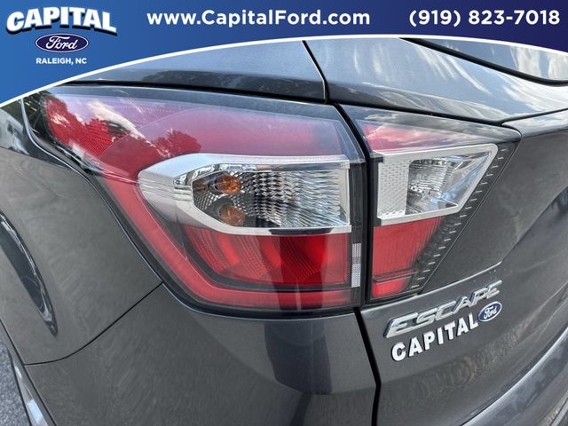 Used 2018 Gray Ford Titanium image 15
