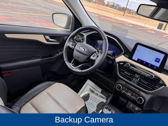 2022 Ford Escape Titanium