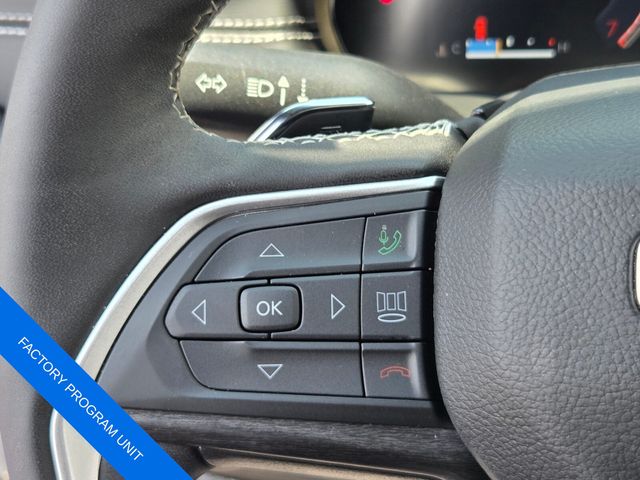 Used 2025 Jeep Grand Cherokee SUV
